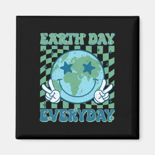 Happy Earth Day 2025 Retro Groovy Earth Day Everyd Magneet