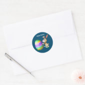 Happy Easter Bunny en gekleurde eieren Ronde Sticker (Envelop)
