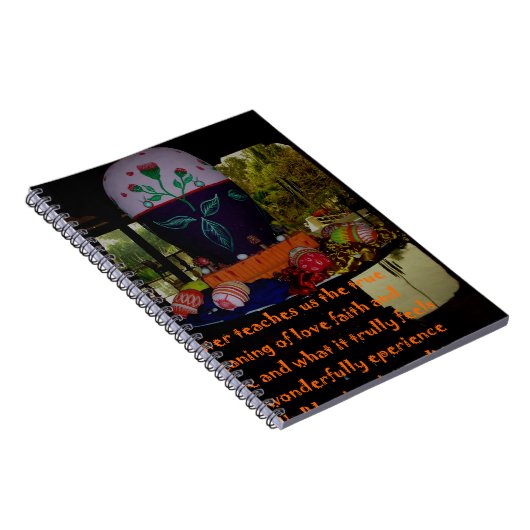 Happy Easter Love Faith and Hope wil Notitieboek (Rechterzijde)