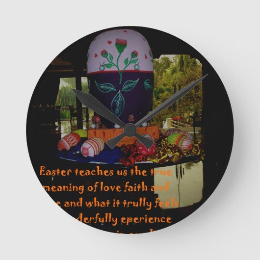 Happy Easter Love Faith and Hope wil Ronde Klok (Voorkant)