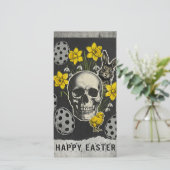 Happy Easter Skull Card With Daffodils, Rabbit Feestdagenkaart (Staand voorkant)
