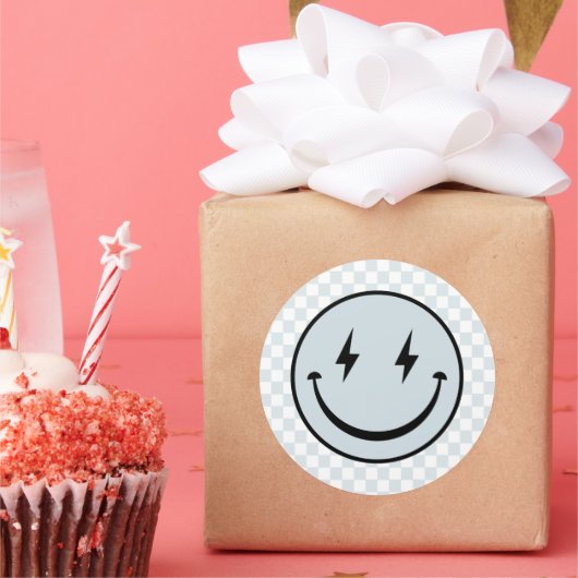Happy Face Groovy Blue Check Boy Verjaardag Ronde Sticker (Feest)