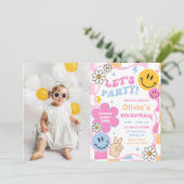 Happy Face Smile Groovy Checkered Verjaardagsfoto Kaart (Staand voorkant)