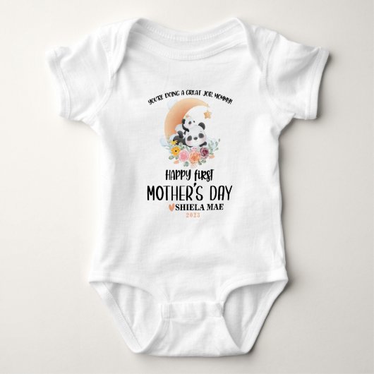 Happy First Moederdag Baby Bodysuit met naam (Voorkant)