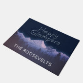 Happy glampers rustige aangepaste bergkamping deurmat (Schuin)