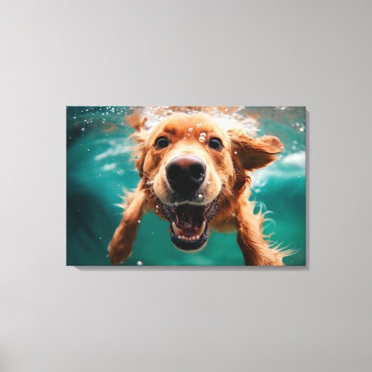Happy Golden Retriever zwemmen onder water Canvas Afdruk (Voorkant)
