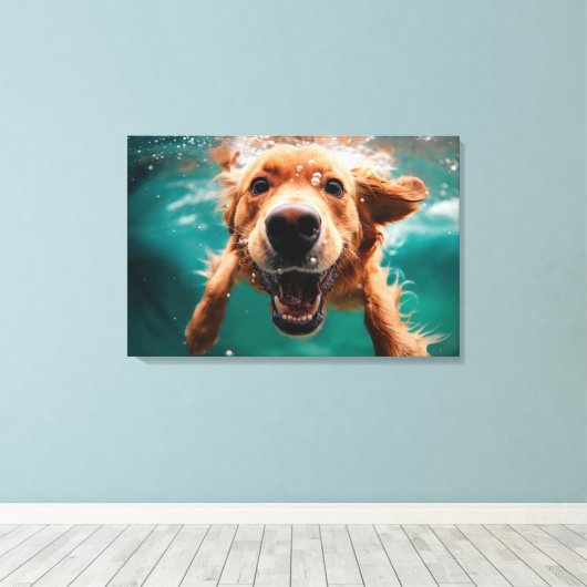 Happy Golden Retriever zwemmen onder water Canvas Afdruk (Insitu (Houten vloer))