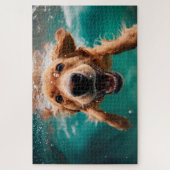 Happy Golden Retriever zwemmen onder water Legpuzzel (Verticaal)