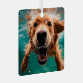 Happy Golden Retriever zwemmen onder water Metalen Ornament (Voorkant Rechts)