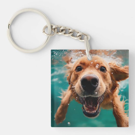 Happy Golden Retriever zwemmen onder water Sleutelhanger (Voorkant)