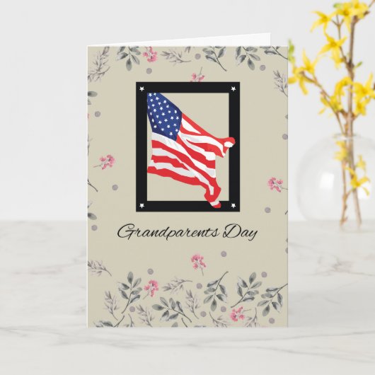 Happy Grandouders Day, Amerikaanse vlag met bloeme Kaart (Gele Bloem)