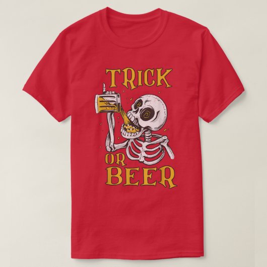Happy Halloween 2022 Trick of beer skeleton Horror T-shirt (Design voorkant)