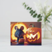Happy Halloween. Kleine  niedliche Maus mit Kürbis Briefkaart (Staand voorkant)