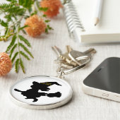 "HAPPY HALLOWEEN" KLEINE WITCH FLYING SLEUTELHANGER (Zijkant)