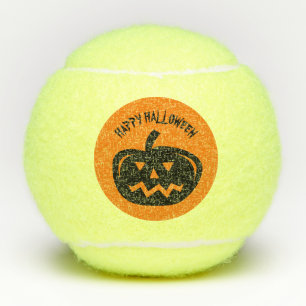Happy Halloween-pompoenkop met tennisballen