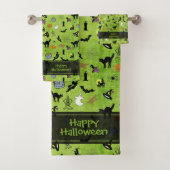 Happy Halloween Random Iconic Pattern Green BG Bad Handdoek (Insitu)