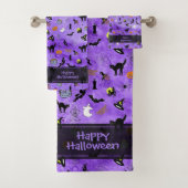 Happy Halloween Random Iconic Pattern Paars  Bad Handdoek (Insitu)