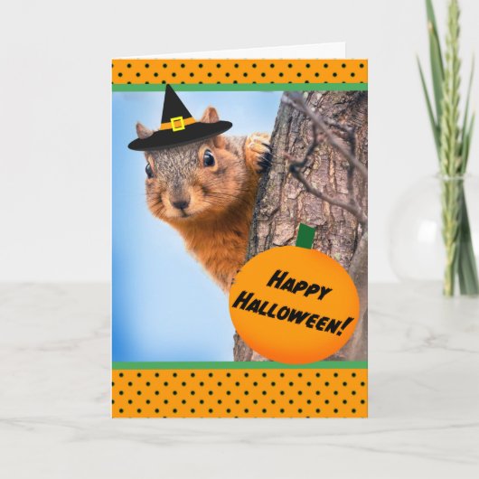 Happy Halloween Schattigee Eekhoorn in het Pet van Feestdagen Kaart (Voorkant)