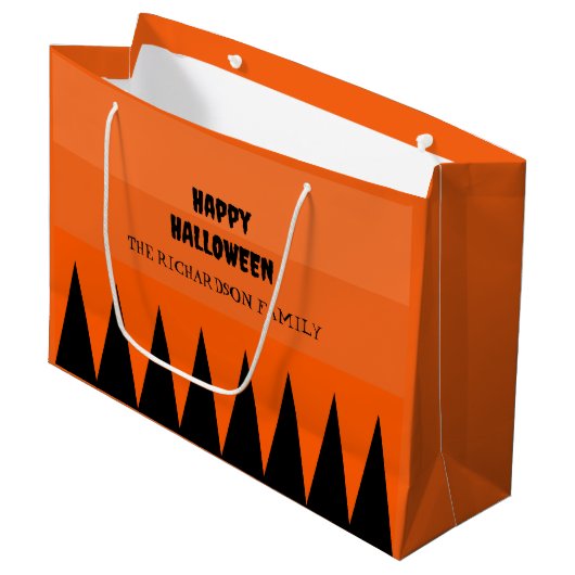 Happy Halloween Sinaasappel Zwart gepersonaliseerd Groot Cadeauzakje (Voorkant Gekanteld)