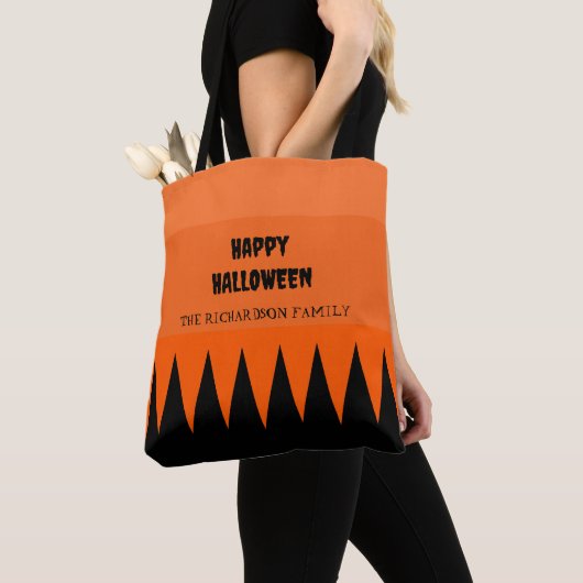 Happy Halloween Sinaasappel Zwart gepersonaliseerd Tote Bag (Dichtbij)