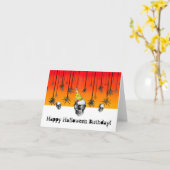 Happy Halloween Verjaardag schedel met feest pet Kaart (Gele Bloem)