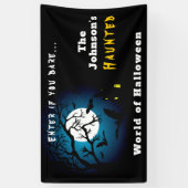 Happy Halloween | Welkom in de Scary Haunted House Spandoek (Verticaal)