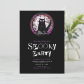 Happy Halloween Zwart Cat Rood en Paarse Halloween Kaart (Staand voorkant)