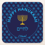 Happy Hanukkah ל י י L'Chaim Blue Dreidel Kartonnen Onderzetters<br><div class="desc">Stijlvol blauw Happy Hanukkah-ONDERZETTER met gekromde tekst in cyaan blauwe typografie. In het midden is er een goudkleurige menorah en ל י ם (wat 'tot leven' betekent). In de onderste kromme tekst staat 'L'CHAIM' ('To Life'), het equivalent van 'Cheers'. De tekst is aanpasbaar, zodat je de Hanoeka kunt veranderen in...</div>