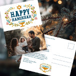 HAPPY HANUKKAH Bloemenkrans Menorah Aangepaste FOT Briefkaart<br><div class="desc">Hand getekende tekst en bloemen door mij voor u. Klik op "personaliseren" om uw eigen foto aan de voorkant en tekst toe te voegen en het adres terug te sturen naar de achterkant van het briefkaart of de achtergrondkleuren te wijzigen. Alles is aanpasbaar. Voor meer design en kleuren check mijn...</div>