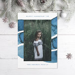 Happy Hanukkah Blue pensed Jewish Holiday Foto Feestdagenkaart<br><div class="desc">Geef uit en pas aan om de naam,  het jaar,  en de doopvonten,  de kleur van het lijst,  en het bericht op de rug te veranderen. Pas verder aan om meer tekst of meer foto's aan de achterkant toe te voegen.</div>