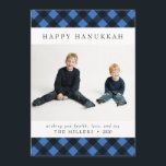 Happy Hanukkah Buffalo-speldenkaart voor Kerstmis Feestdagenkaart<br><div class="desc">Geef deze klassieke blauwe en zwarte buffelkaart een persoonlijk tintje met uw eigen begroeting en prachtige foto's om uw vrienden en familie deze vakantieperiode te laten genieten van hun vreugde.</div>