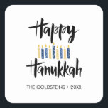 Happy Hanukkah Candles blue yellow vakantie Vierkante Sticker<br><div class="desc">Verzegel je Hanukkah mailing of je cadeau voor de feestdagen met deze grappige stickers met 'Happy Hanukkah' in moderne geborstelde typografie en een decor kaarsen in geel en blauw. Voeg jouw naam of bericht toe gebruikend de sjabloon</div>