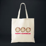 Happy Hanukkah Chanukah Jelly Donut Doughnut Tote Bag<br><div class="desc">Dit is een originele illustratie van een geleidedoughnut met poedersuiker. Ideaal voor Hanukkah! Zie je niet wat je zoekt? Hulp nodig bij aanpassingen? Neem contact op met Rebecca om iets voor je te ontwerpen.</div>