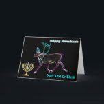Happy Hanukkah - Electric Cariou Feestdagen Kaart<br><div class="desc">Chanoekah begroet de Bevroren Chosen. Een heldere,  neonachtige weergave van een karibou,  ook wel rendier genoemd. Er verschijnt een Chanukkah-menorah,  samen met tekst lezen,  "Happy Hanukkah". Voeg je eigen aanvullende tekst toe. Geïnspireerd door de noordelijke lichten.</div>