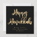 Happy Hanukkah Elegant Black en Gold Blik Script Feestdagenkaart<br><div class="desc">Happy Hanukkah Typografie Elegant Black and Gold,  Faux Gold Foil Text en Stripes on Black Background,  Modern Script,  Chic Hanukkah Card</div>