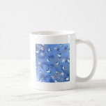 Happy Hanukkah Falling Star en Dreidels Koffiemok<br><div class="desc">Je bekijkt het Lee Hiller Design Collectie. Apparel,  Gifts & Collectibles Lee Hiller Photography of Digital Art Collectie. Je kunt haar Natuur fotografie uitzichten op http://HikeOurPlanet.com/ en haar wandelende blog volgen in Hot Springs National Park.</div>