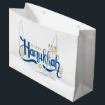 "Happy Hanukkah" Gold Menorah Groot Cadeauzakje<br><div class="desc">"Happy Hanukkah" Gold Menorah-ontwerp.</div>
