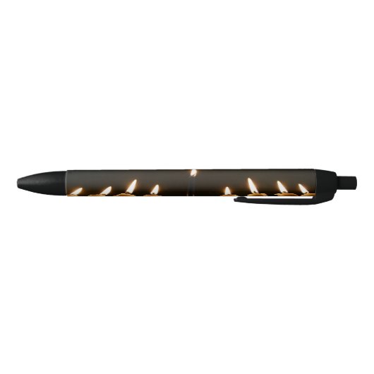 Happy Hanukkah Menorah Burning Candles Zwarte Inkt Pen (Bodem)