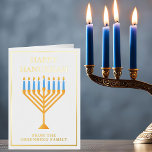 Happy Hanukkah Menorah Elegant Custom Gold Folie Feestdagenkaart<br><div class="desc">Schattigee aangepaste gouden folie Happy Chanoeka-kaart voor een joods gezin of een Chanoeka-feest met een synagoge. Personaliseer met uw eigen achternaam of groepsinformatie onder de  blauwe menorah.</div>