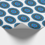 Happy Hanukkah met menorah Wrapping Paper Cadeaupapier<br><div class="desc">Geweldig patroon voor het verpakken van je Hanoekagiften. Blauwe menorah met ster van David op witte achtergrond, </div>