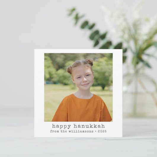 Happy Hanukkah-minimalistische typemachine fotople Feestdagenkaart (Staand voorkant)