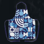 Happy Hanukkah Modern Hebrew Menorah & Stars Apron Schort<br><div class="desc">MAAK HET KITCHEN 'PERSONEEL' SLIM DEZE Hanukkah / Chanoekah-partij met deze Hanukkah / Chanoekah moderne Geometrische Schorten. Menorah, Dreidel, Donuts, Stars & Olijfolie... Joodse Hanukkah Symbolen. Houd of verander de EDITABLE Hebreeuwtekst die Chanoekamer ("Happy Chanukah") leest. Deze opschaalbare, moderne, kijk, is een geweldige manier om vrienden en familie een heel...</div>