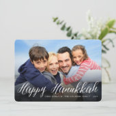 Happy Hanukkah Modern Trendy White Script Foto Feestdagenkaart (Staand voorkant)