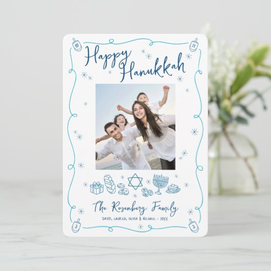 Happy Hanukkah Photo Whimsical Hand Drawn Doodles Feestdagenkaart (Staand voorkant)