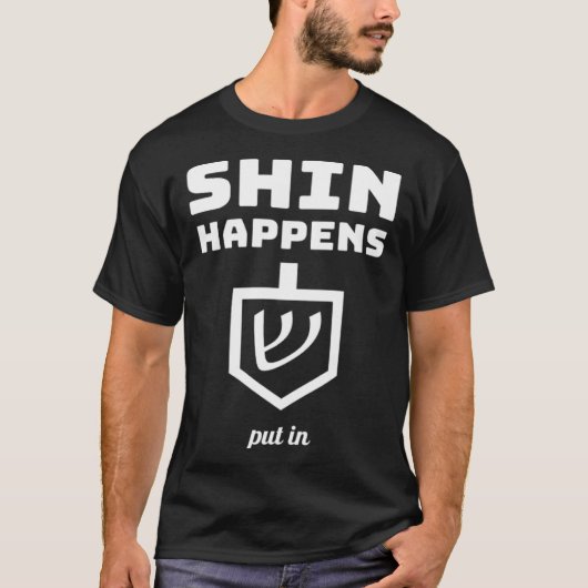 Happy Hanukkah Shin Happens T-shirt (Voorkant)
