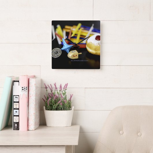 Happy Hanukkah Star van David menorah Dreidel Slip Vierkante Klok (Leeskamer)