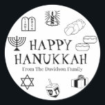 Happy Hanukkah zwarte witte cadeaubon Ronde Sticker<br><div class="desc">Happy Chanoeka,  pas familienaam cadeau gunst stickers Happy Chanoeka,  Happy Chanoeka,  Chanoeka Sameach!,  Chag Sameach!,  Chag Urim Sameach! Zwart-Wit</div>