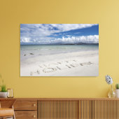 Happy Holiday geschreven op Eilogarry Beach Canvas Afdruk (Insitu (Woonkamer))