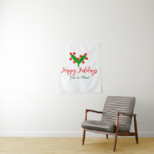 Happy holidays green red couple name green leaf wandkleed (In situ)