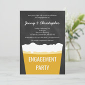 Happy Hour Douche Bier Engagement Party Uitnodigen Kaart (Staand voorkant)